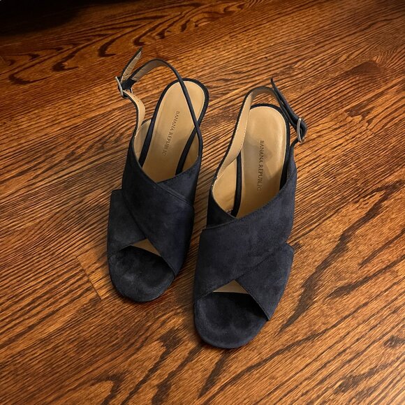 Banana Republic Wedges - Picture 1 of 5